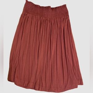 Kate Quinn Muave skirt